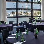 Hotel Courtyard By Marriott Waterfront