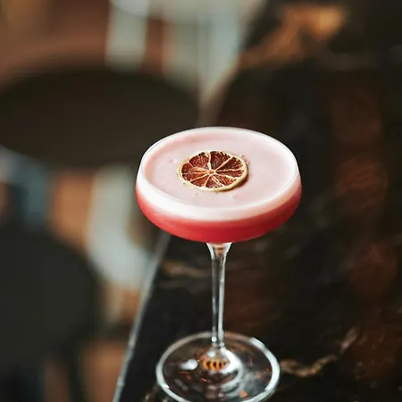 格丁尼亚海滨万怡酒店