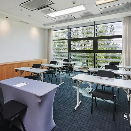 Hotel Courtyard By Marriott Waterfront 4*