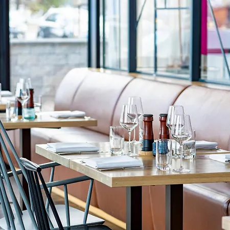 Courtyard By Marriott Waterfront 4*