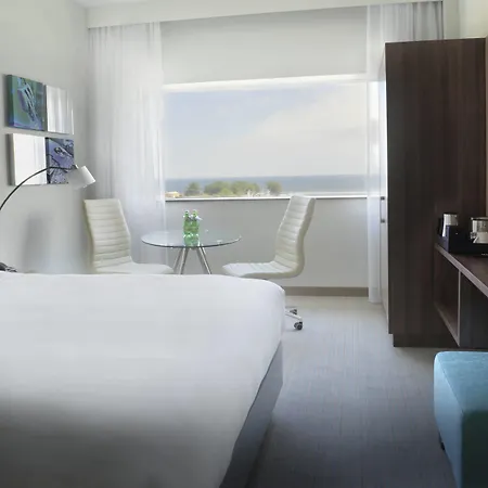 Courtyard By Marriott Waterfront Hotell