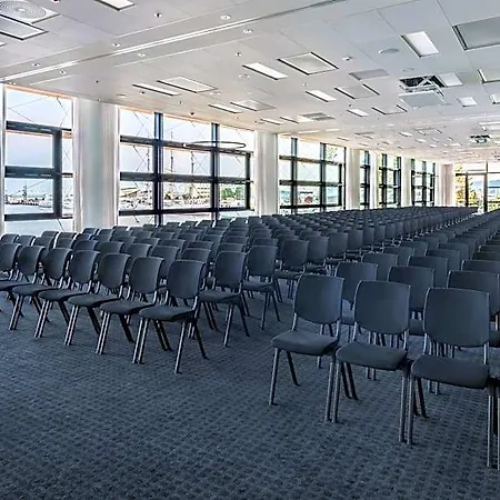 Hotel Courtyard By Marriott Waterfront Gdynia