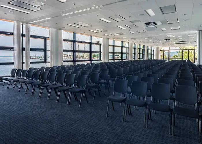 Courtyard By Marriott Waterfront Szálloda