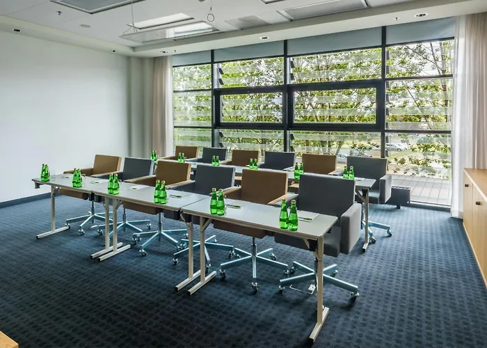 מלון Courtyard By Marriott Waterfront