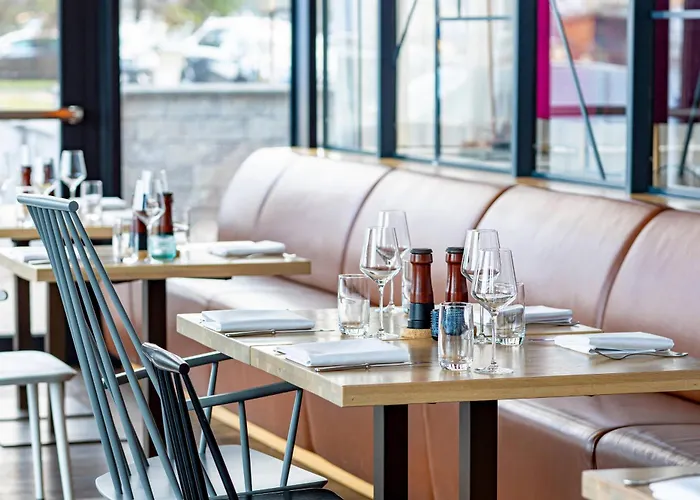 Courtyard By Marriott Waterfront 4*