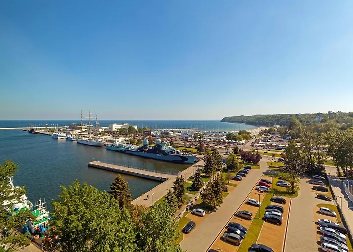 מלון Courtyard By Marriott Waterfront