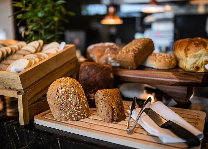 מלון Courtyard By Marriott Waterfront